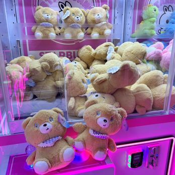 Starbunni - Claw Machine - Arcades Near Me - Blackhawk, California Starbunni - Claw Machine - Arcades Near Me - Blackhawk, California