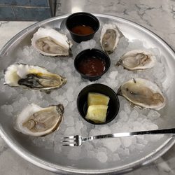 Mangata Wine & Raw Bar