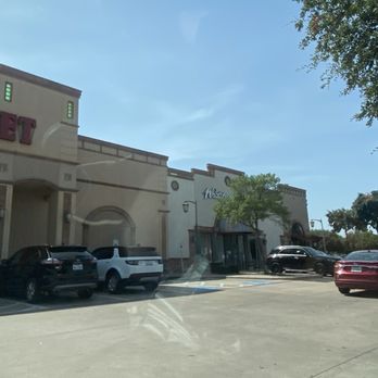 World Market - Furniture Stores Near Me - Fort Worth, Texas