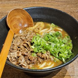 Oretachi Curry - Curry beef udon $16
