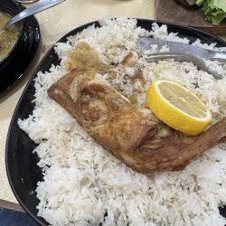 Restaurant Mame Diarra - Chicken and rice (yassa poulet)