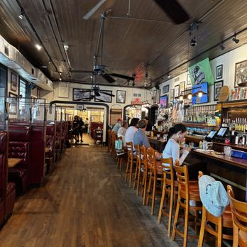 Crystal Beer Parlor - Southern Near Me - Savannah, Georgia