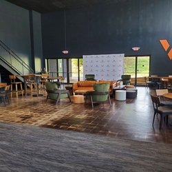 Warehouse Cinemas Leitersburg - Interior lounge area