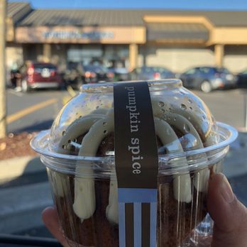 Nothing Bundt Cakes - Bakeries Near Me - San Leandro, California