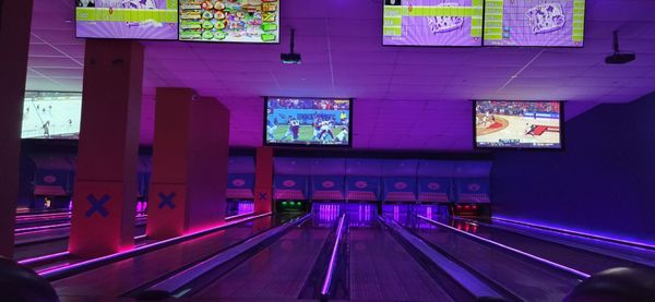 Kings Dining & Entertainment by null