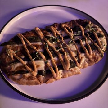 Hipico Rooftop Bar - Queso Flatbread - Bars Near Me - Arcadia, California Hipico Rooftop Bar - Queso Flatbread - Bars Near Me - Arcadia, California