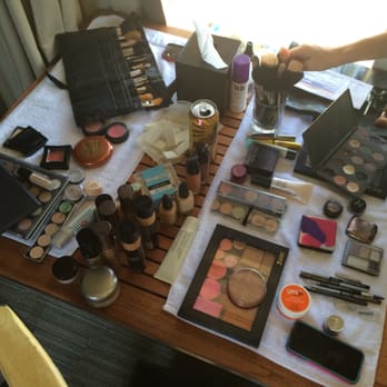 Misty Spinney - Wedding day makeup: Misty and her assistant's setup - Makeup Artists Near Me Misty Spinney - Wedding day makeup: Misty and her assistant's setup - Makeup Artists Near Me