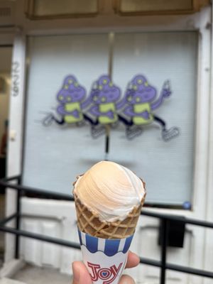 1-900-ICE-CREAM by null