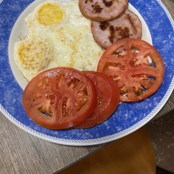 Oaks Eatery - Breakfast & Brunch Near Me - Three Oaks, Michigan Oaks Eatery - Breakfast & Brunch Near Me - Three Oaks, Michigan