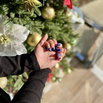 Roxy Nail Bar - navy blue acrylic with snowflake design - Nail Salons Near Me - Orange, California Roxy Nail Bar - navy blue acrylic with snowflake design - Nail Salons Near Me - Orange, California