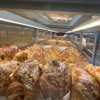 Paris Baguette - Bakeries Near Me - San Carlos, California Paris Baguette - Bakeries Near Me - San Carlos, California