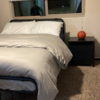 Handyman - Bed & nightstand - Handyman Near Me - Fullerton, California