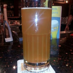 Red Robin Gourmet Burgers and Brews