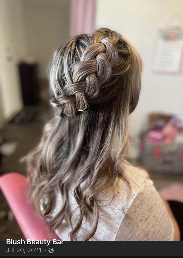 BLUSH BEAUTY BAR Updated August 2024 33 Photos Lexington, North