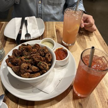 Lilla - Breaded Mushroom, Italian Sodas (spiced plum, cherry) - Vegan Near Me - Portland, Oregon