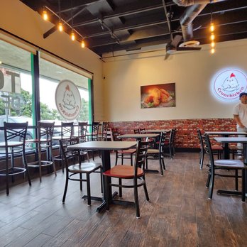 Crunchicken - Interior - Korean Near Me - Cypress, California