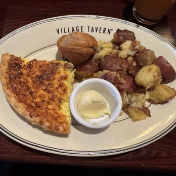 Village Tavern - Quiche Lorraine & "Tavern Hash Browns" with blueberry muffin (& butter) - New American Near Me - Scottsdale, Arizona Village Tavern - Quiche Lorraine & "Tavern Hash Browns" with blueberry muffin (& butter) - New American Near Me - Scottsdale, Arizona