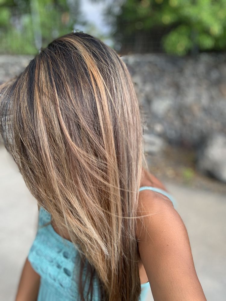 WAVE SALON 18 Photos & 23 Reviews 735618 Maiau St, KailuaKona