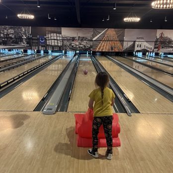 Pinheads - Bowling Near Me - Brownsburg, Indiana