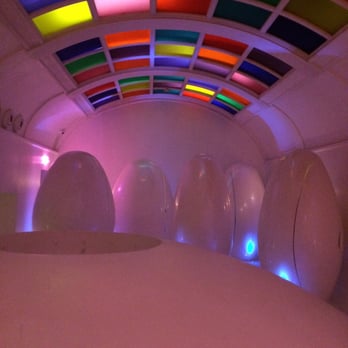 Sketch - The loo - French Near Me - London, XGL Sketch - The loo - French Near Me - London, XGL