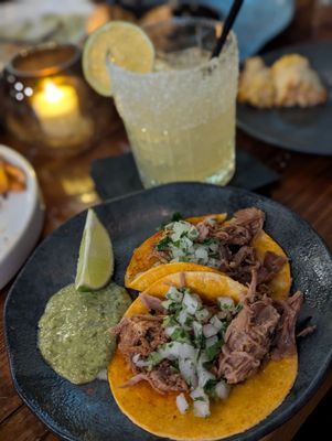 Flecha Cantina by null