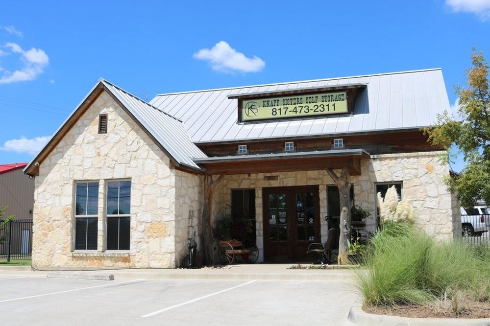 KNAPP SISTERS SELF STORAGE Updated October 2024 100 Newt Patterson