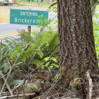 Old World Gingerbread Village - Brickerville, near mapleton Oregon - Desserts Near Me - Mapleton, Oregon