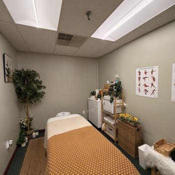 Tawan Thai Massage - Tawan Thai Massage room - Massage Near Me - Hanson, Massachusetts
