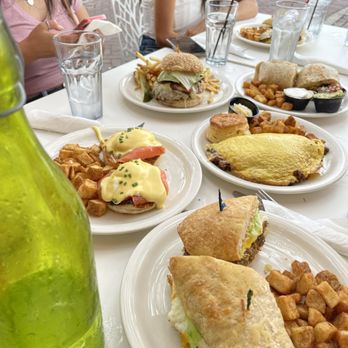 Briarpatch Restaurant - Breakfast Torta, Smoked Salmon Benedict, Southwest Omelette - American Near Me - Winter Park, Florida