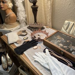 Treasure Hunters - Themed rooms