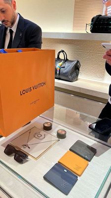 Louis Vuitton Aspen by null