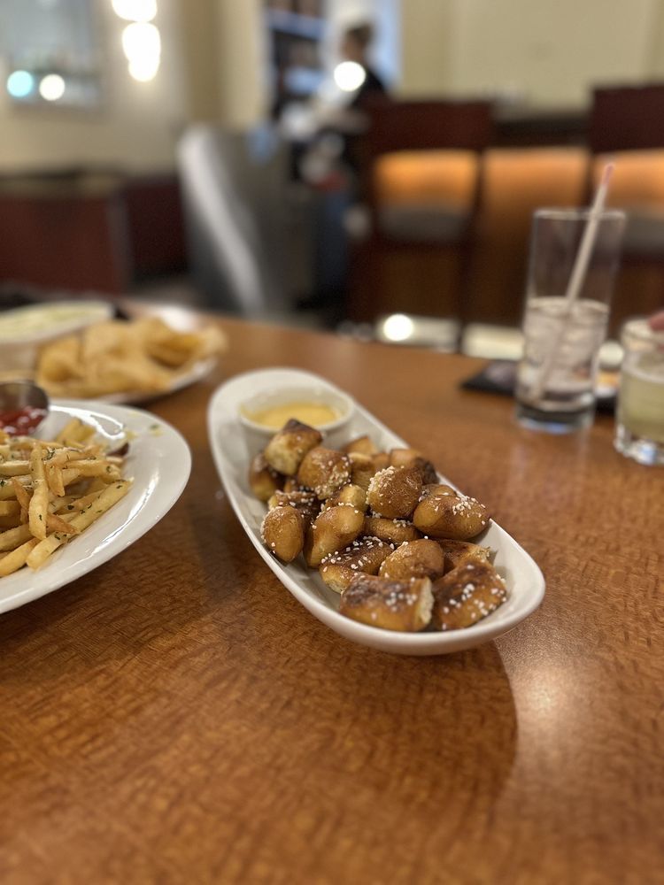 GIN RICKEY Updated September 2024 56 Photos & 11 Reviews 2308 W