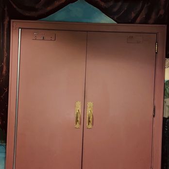 Classic Cinemas York XQ - Love Heals! @York Theater - Cinema Near Me - Elmhurst, Illinois Classic Cinemas York XQ - Love Heals! @York Theater - Cinema Near Me - Elmhurst, Illinois