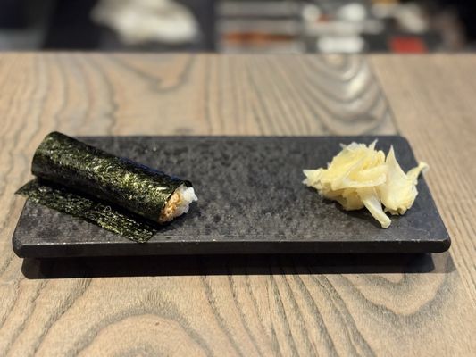 Temaki Den by null