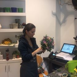 The Covent Garden Academy of Flowers - The young lady making Mrs. G's bouquet