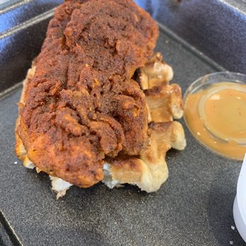 Al's Hot Chicken - Chicken Shop Near Me - University Place, Washington
