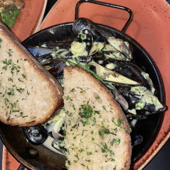 insideOUT - Mussels - Lounges Near Me - San Diego, California