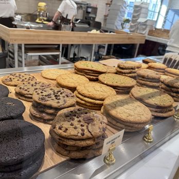 Helms Bakery - Cookies - Bakeries Near Me - Los Angeles, California