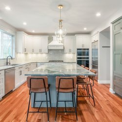 Dream Home Construction - Snouqluamie, WA | 2021 Craftsman kitchen remodel by DHC
