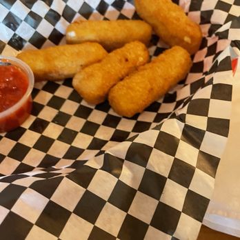 Squirrel Tree Restaurant & Bar - Mozzarella cheese sticks - American Near Me - Leavenworth, Washington Squirrel Tree Restaurant & Bar - Mozzarella cheese sticks - American Near Me - Leavenworth, Washington