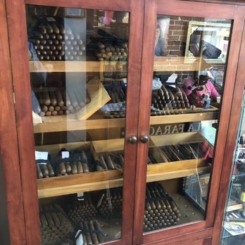 La Faraona Cigars - Real hand rolled cigars... What a treat! - Tobacco Shops Near Me - Tampa, Florida La Faraona Cigars - Real hand rolled cigars... What a treat! - Tobacco Shops Near Me - Tampa, Florida