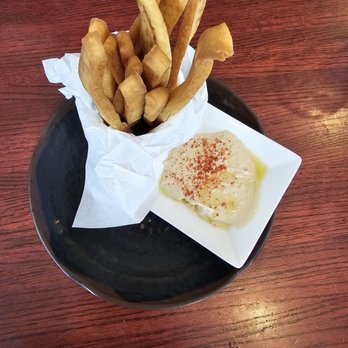 Pom & Olive - Mediterranean Near Me - Costa Mesa, California Pom & Olive - Mediterranean Near Me - Costa Mesa, California