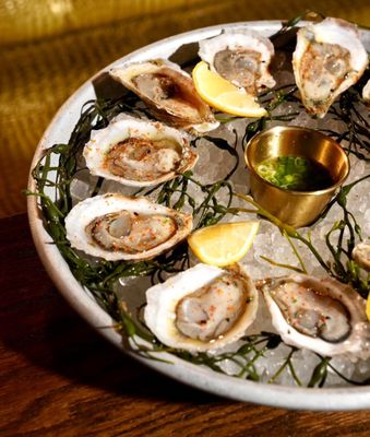 Truth Restaurant Astoria by null