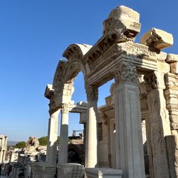 Hadrian Tapınağı - Temple of Hadrian