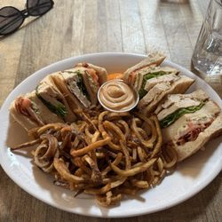 Resto-Bar Faste-Fou - Club sandwich