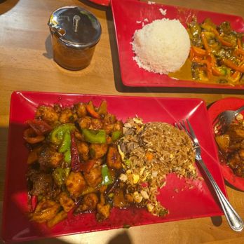 Oriental Wok - Sweet & Fire Chicken With Fried Rice - Chinese Near Me - Mission, Texas Oriental Wok - Sweet & Fire Chicken With Fried Rice - Chinese Near Me - Mission, Texas