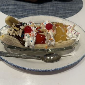 Jersey Joe's Diner - Obviously the banana split...so good - Diners Near Me - Mesquite, Nevada Jersey Joe's Diner - Obviously the banana split...so good - Diners Near Me - Mesquite, Nevada