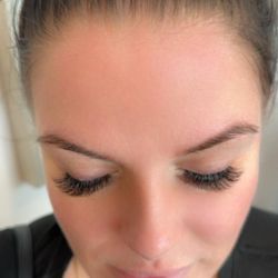 Brow and Wax Wizard