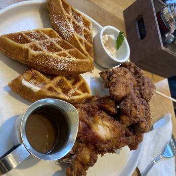 Flipper’s - Chicken and Waffles - Pancakes Near Me - New York, New York