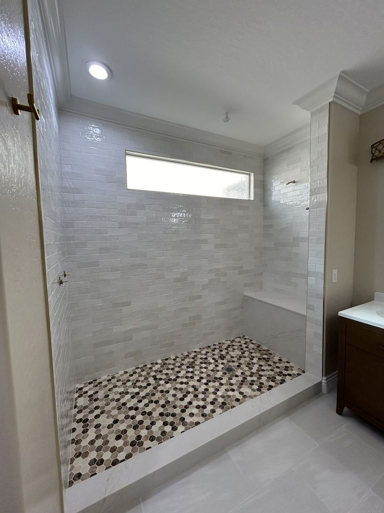 NEW BATHROOM REMODEL - Updated April 2025 - 4545 Pennwood Ave, Las ...